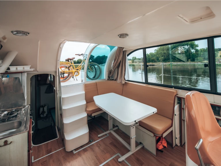 Louez un Nicols Yacht Confort Family 4-7 p. à Sablé-sur-Sarthe