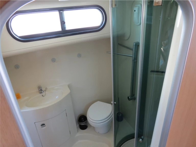 Location à Grez-Neuville - Nicols Yacht Premium Groupe 8-10 p. sur SamBoat