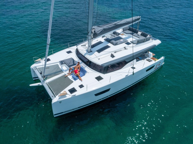 Fountaine Pajot Elba 45 a louer à Bas du Fort