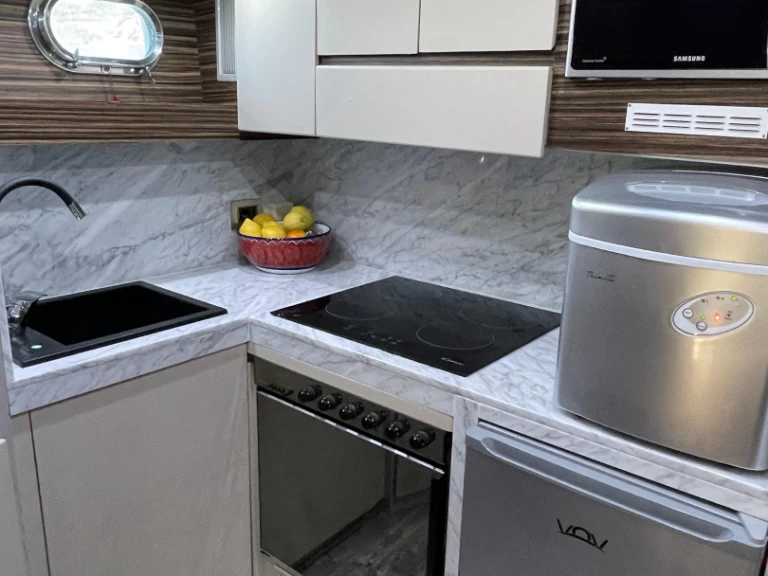 Yacht à louer à Salerne au meilleur prix