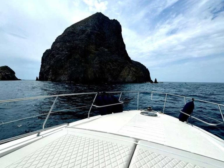 Location bateau Tropea pas cher Conam 58S Hard Top