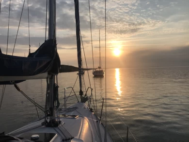 Noleggio Barca a vela Elan con patente nautica