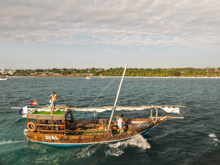 Location bateau Custom Made Custom made à Kendwa sur Samboat