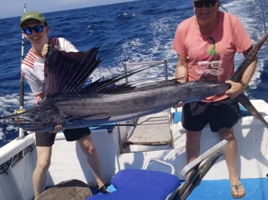 Lyx yacht för uthyrning Kendwa till det bästa priset 