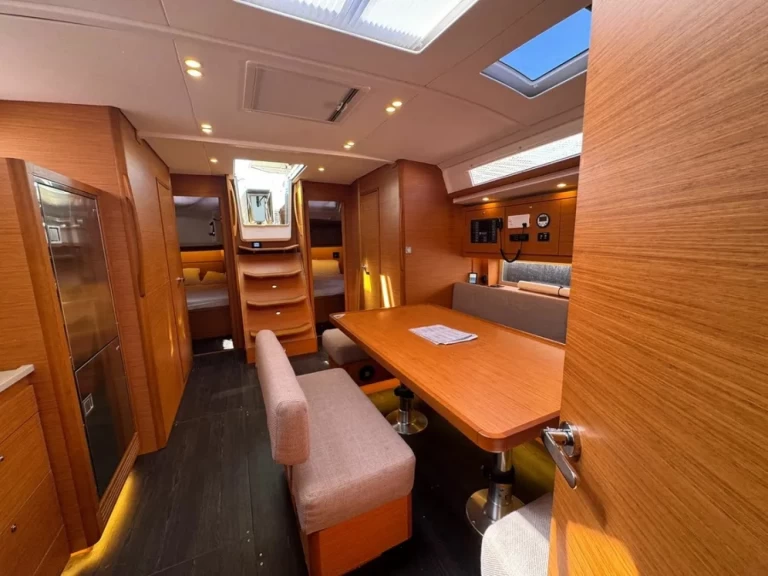 Dufour Dufour 470 a louer à Procida
