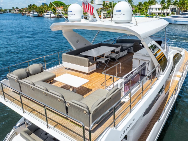 Location bateau Miami pas cher Azimut 72 Fly