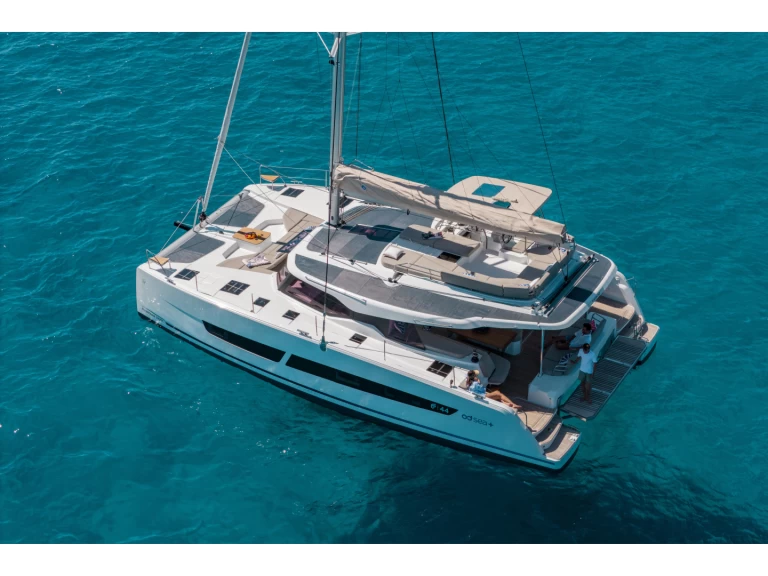 Louez un Fountaine Pajot FP 44 à Portimão