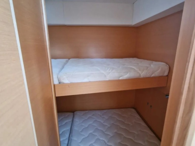 Location à Palerme - Dufour Dufour 48 CAT sur SamBoat