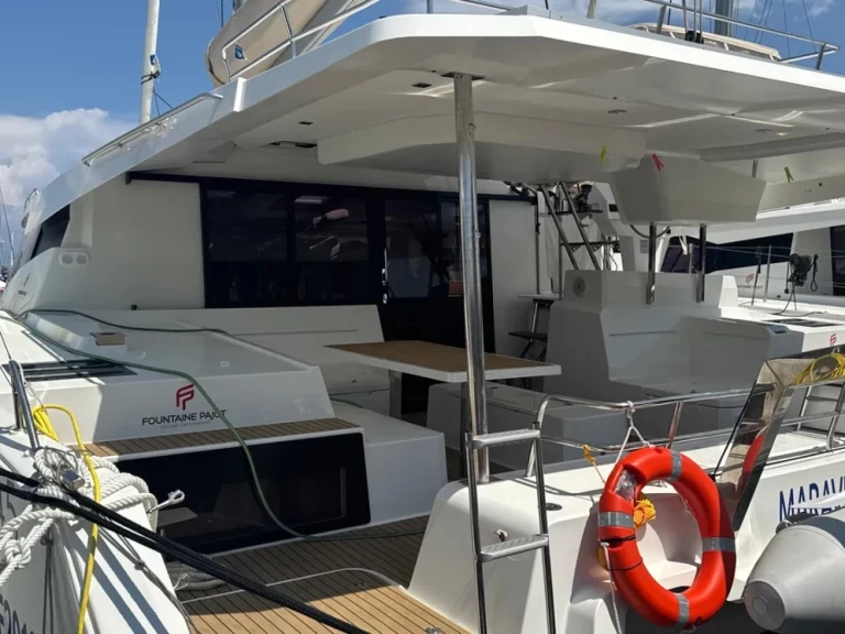 Location Catamaran à Palerme - Fountaine Pajot Elba 45