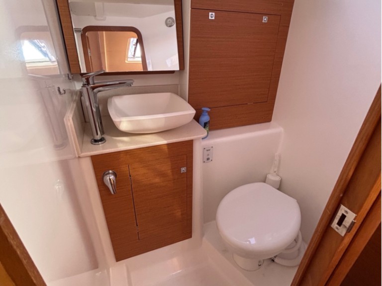 Louez un Dufour Dufour 390 à Palerme