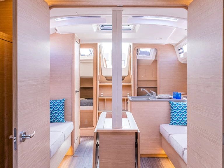 Location à Procida - Dufour Dufour 37 sur SamBoat