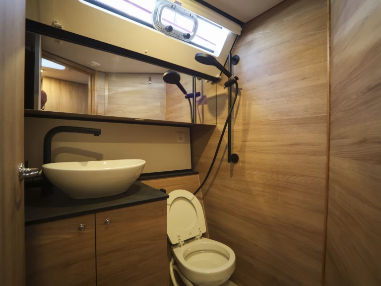 Location bateau D&D Yacht D&D Kufner 50 à Salerne sur Samboat