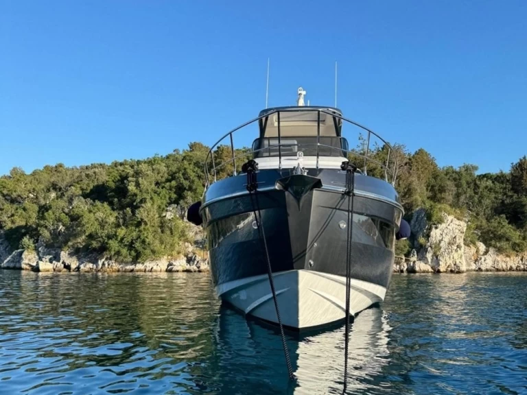 Yacht à louer à Podstrana au meilleur prix