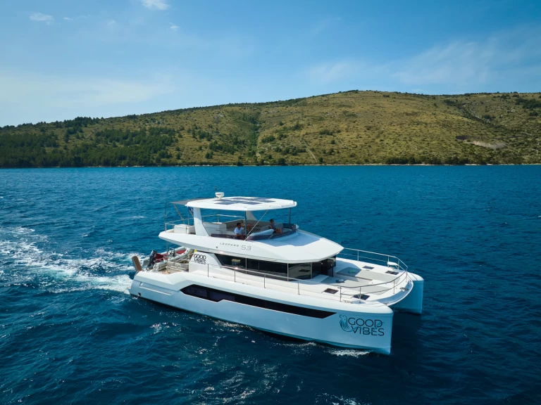 Location bateau Seget Donji pas cher Leopard 53 - OW