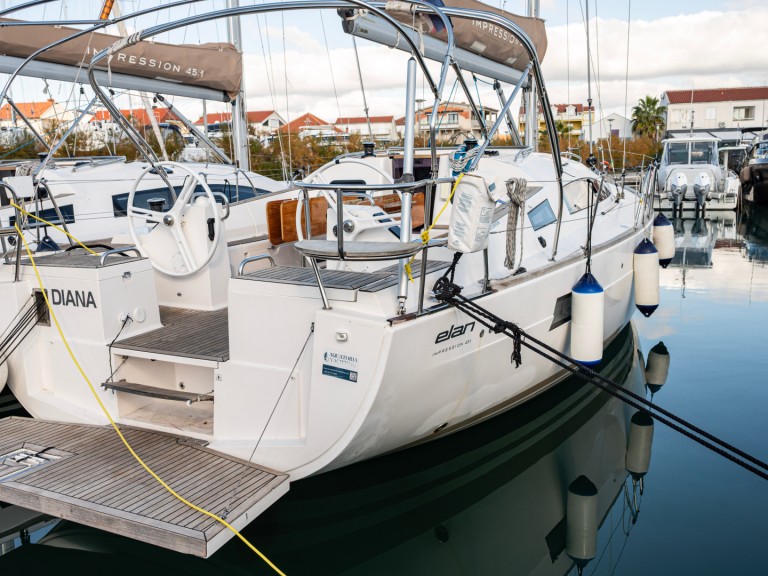 Location à Pirovac - Elan Impression 45.1 sur SamBoat