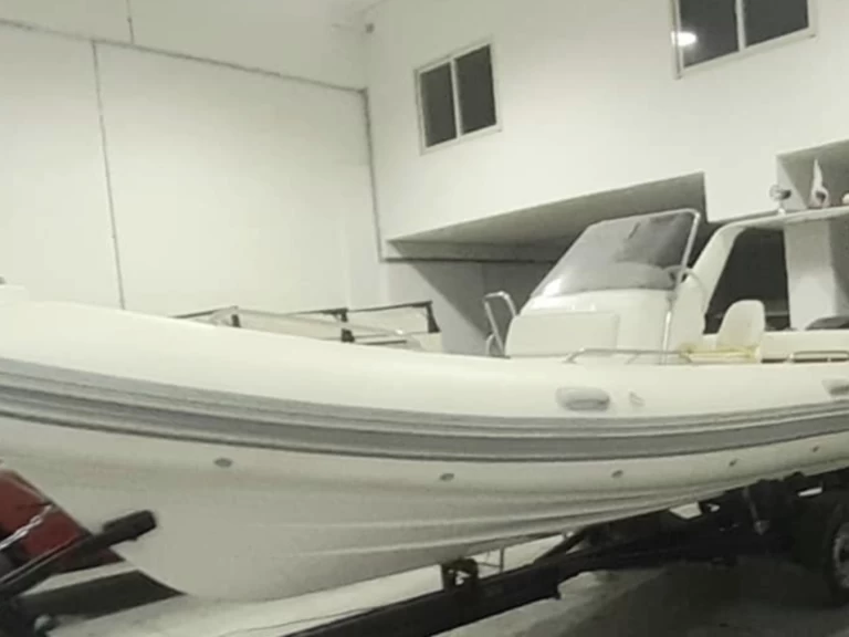 Location bateau Baden pas cher Eagle 650 H