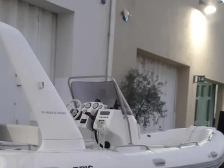 Location bateau Brig Eagle 650 H à Baden sur Samboat