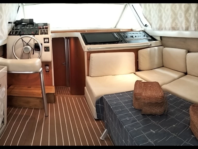 Location Bateau à moteur Mochi Craft avec permis