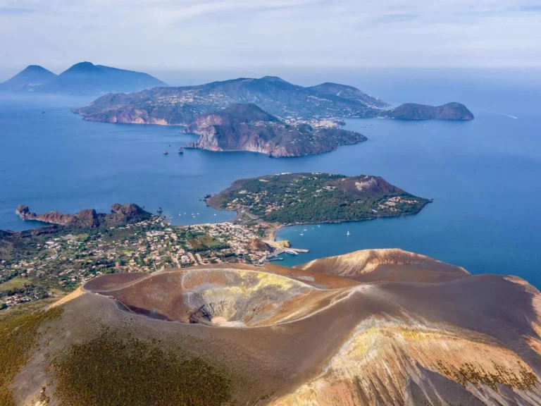 Location à Milazzo - Mochi Craft 35 dominatr big fly sur SamBoat