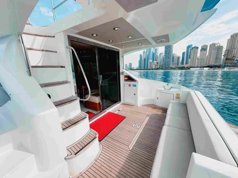 Location à Dubai Marina - Azimut Azimut 50 sur SamBoat