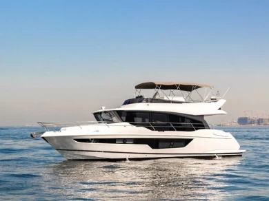 Hire a Absolute Absolute 56 Dubai Marina