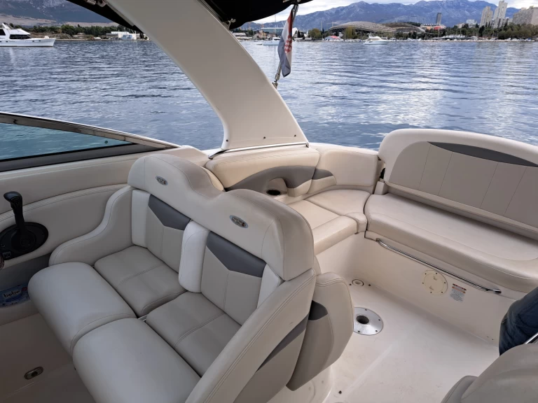 Chaparral 275 ssi a louer à Split