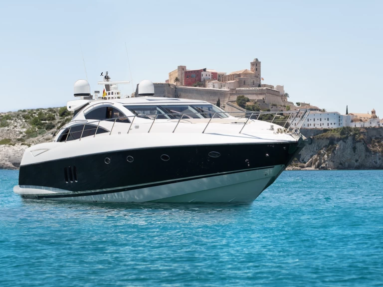 Bateau à moteur à louer à Ibiza (Ville) au meilleur prix