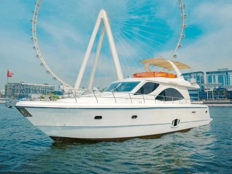 Location bateau DURETTI 70 à Dubai Marina sur Samboat
