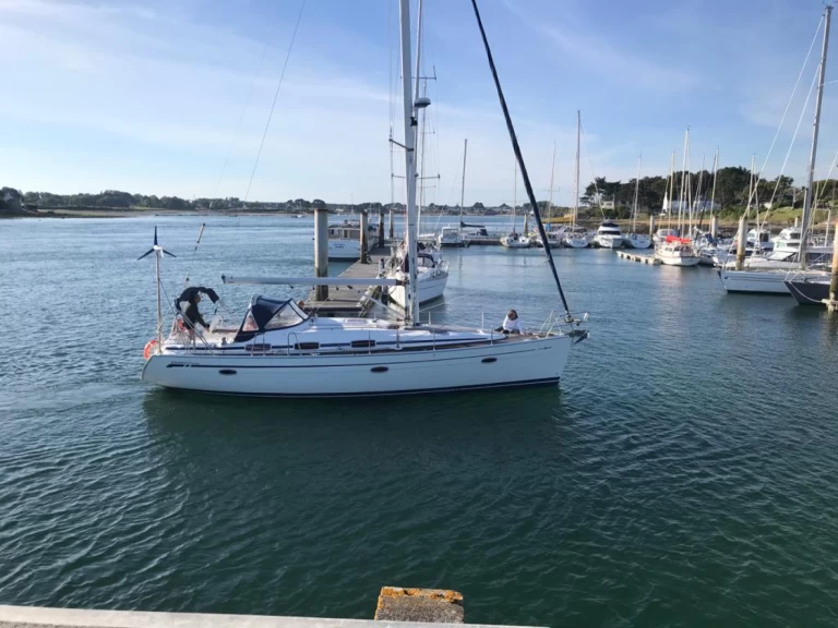 Location bateau Bavaria Bavaria 39 Cruiser à Locmiquélic sur Samboat