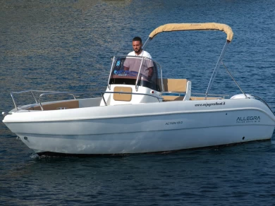 Motorboat to hire Cetara at the best price