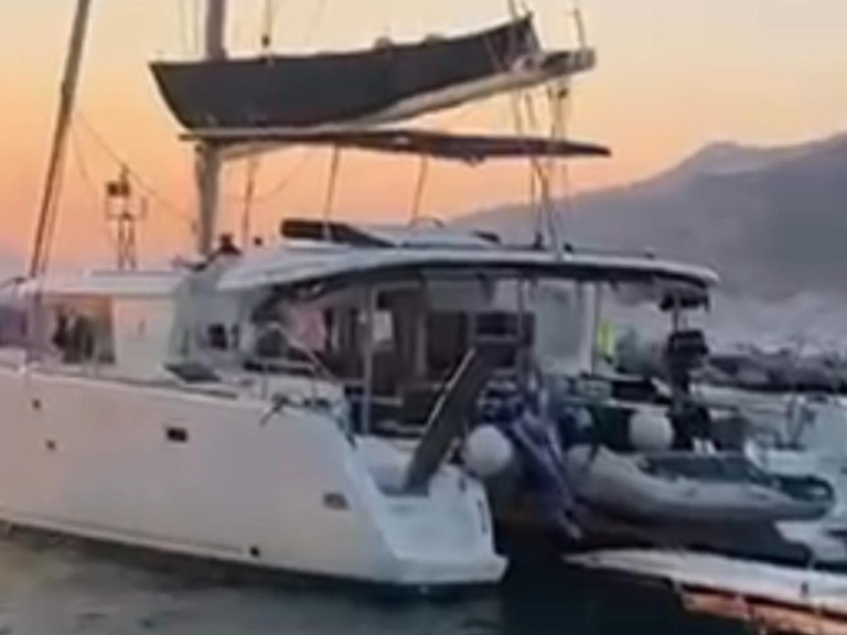 Location Catamaran Lagoon avec permis