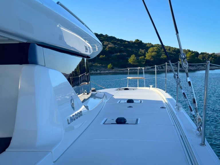 Louer Catamaran avec ou sans skipper Lagoon à Seget Donji