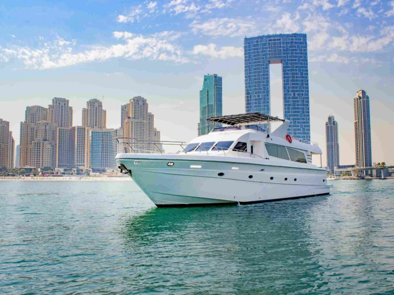 Location bateau Gulf Craft 90 à Dubai Marina sur Samboat