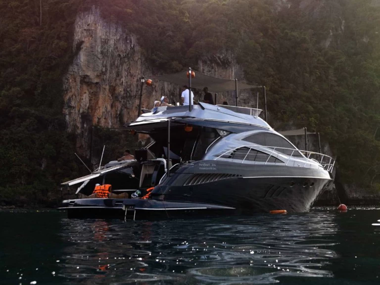 Yacht à louer à Phuket (Ville) au meilleur prix