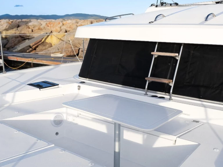 Louez un 15 BALI 3.8 CATSMART à Ajaccio