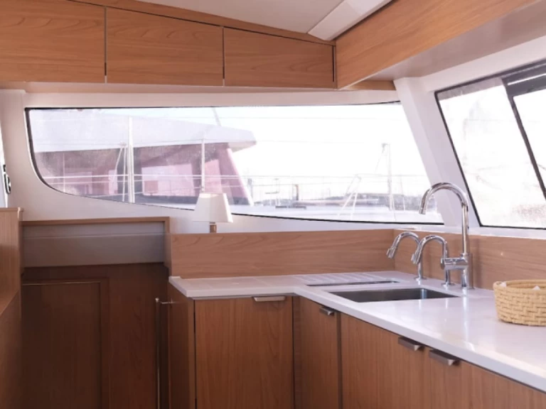 Location bateau Ajaccio pas cher BALI 3.8 CATSMART