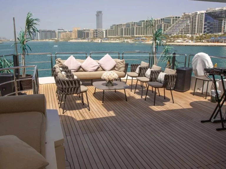 Yacht à louer à Dubai Marina au meilleur prix
