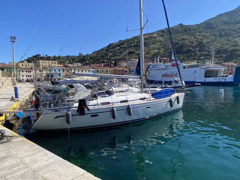 Location bateau Bavaria Bavaria 42 Cruiser à San Lorenzo al Mare sur Samboat