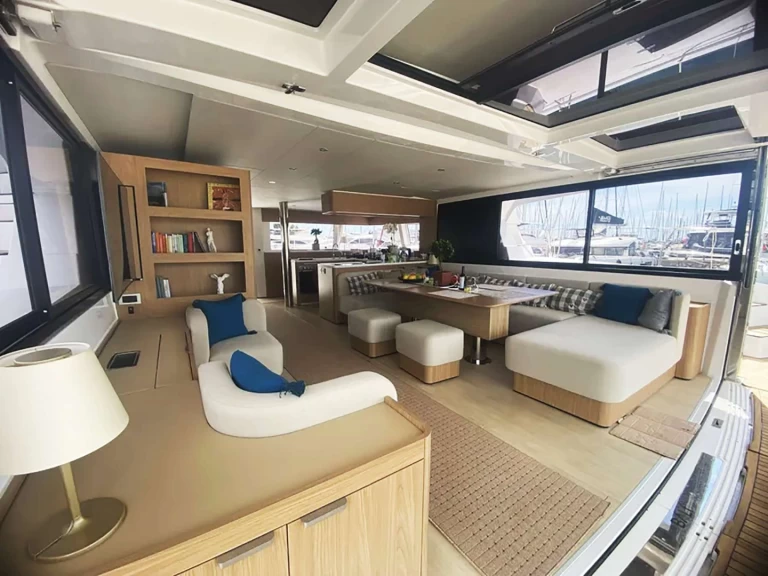 Location Yacht Catana avec permis