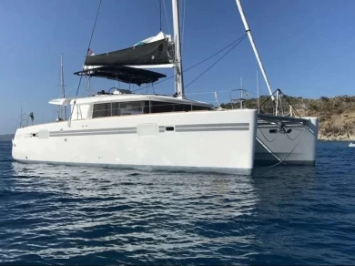 Hire Luxury Yacht with or without skipper Lagoon Nassau
