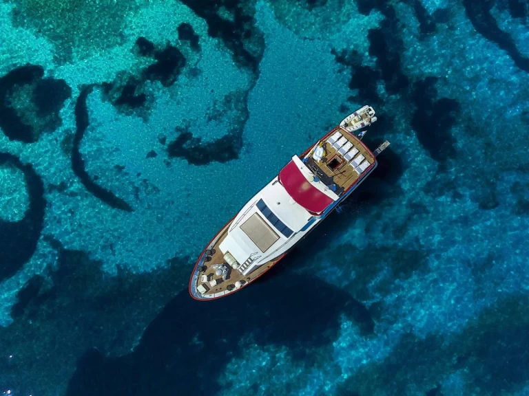 Louez un Custom KORAB à Rijeka