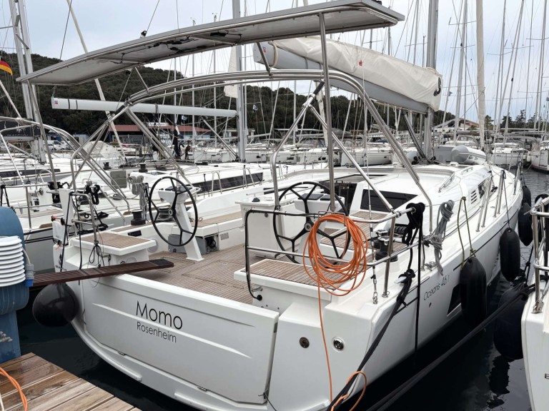 Bénéteau Oceanis 46.1 a louer à Pula