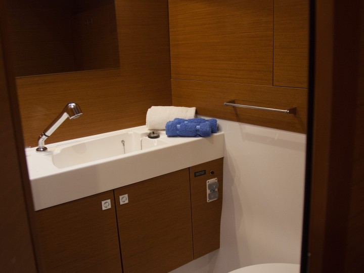 Location à Zakynthos (Île) - Jeanneau Sun Odyssey 519 sur SamBoat