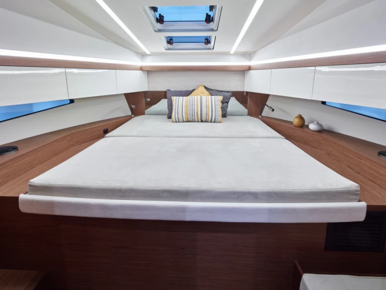 Bateau à moteur à louer à Barth au meilleur prix