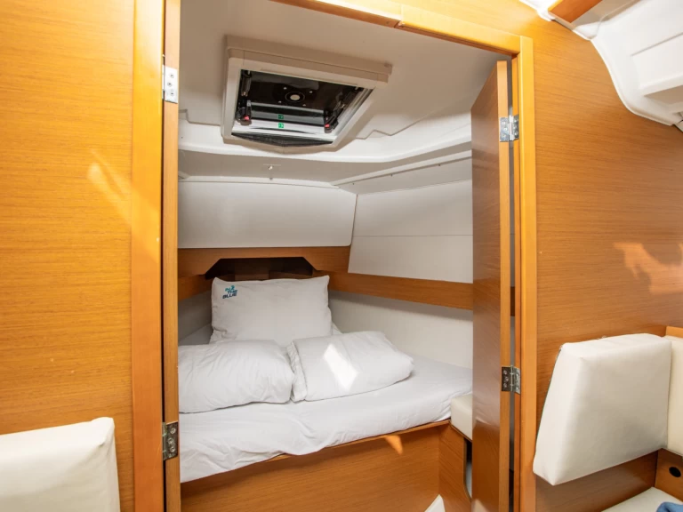 Jeanneau Sun Odyssey 349 a louer à Punat