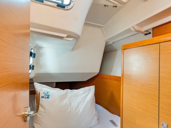 Louez un Jeanneau Sun Odyssey 349 à Punat