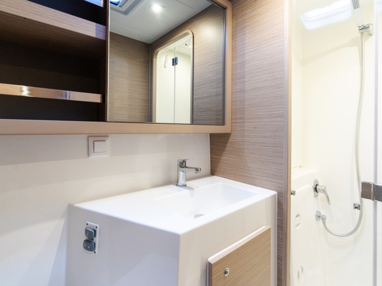 Louez un Lagoon Lagoon 42 à Castellammare del Golfo