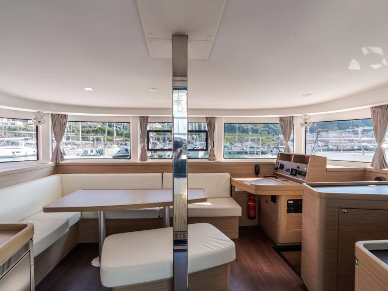 Location bateau Castellammare del Golfo pas cher Lagoon 42