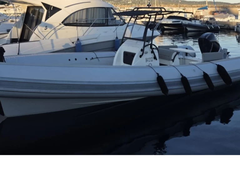 Location bateau Sea Water Sea Water Phantom 280 à Port de Cavalaire-sur-Mer sur Samboat