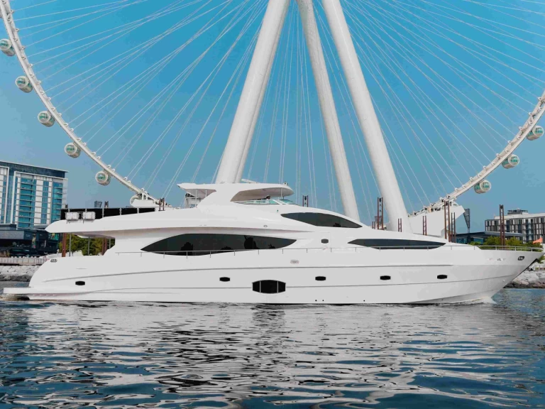 Yacht à louer à Dubai Marina au meilleur prix